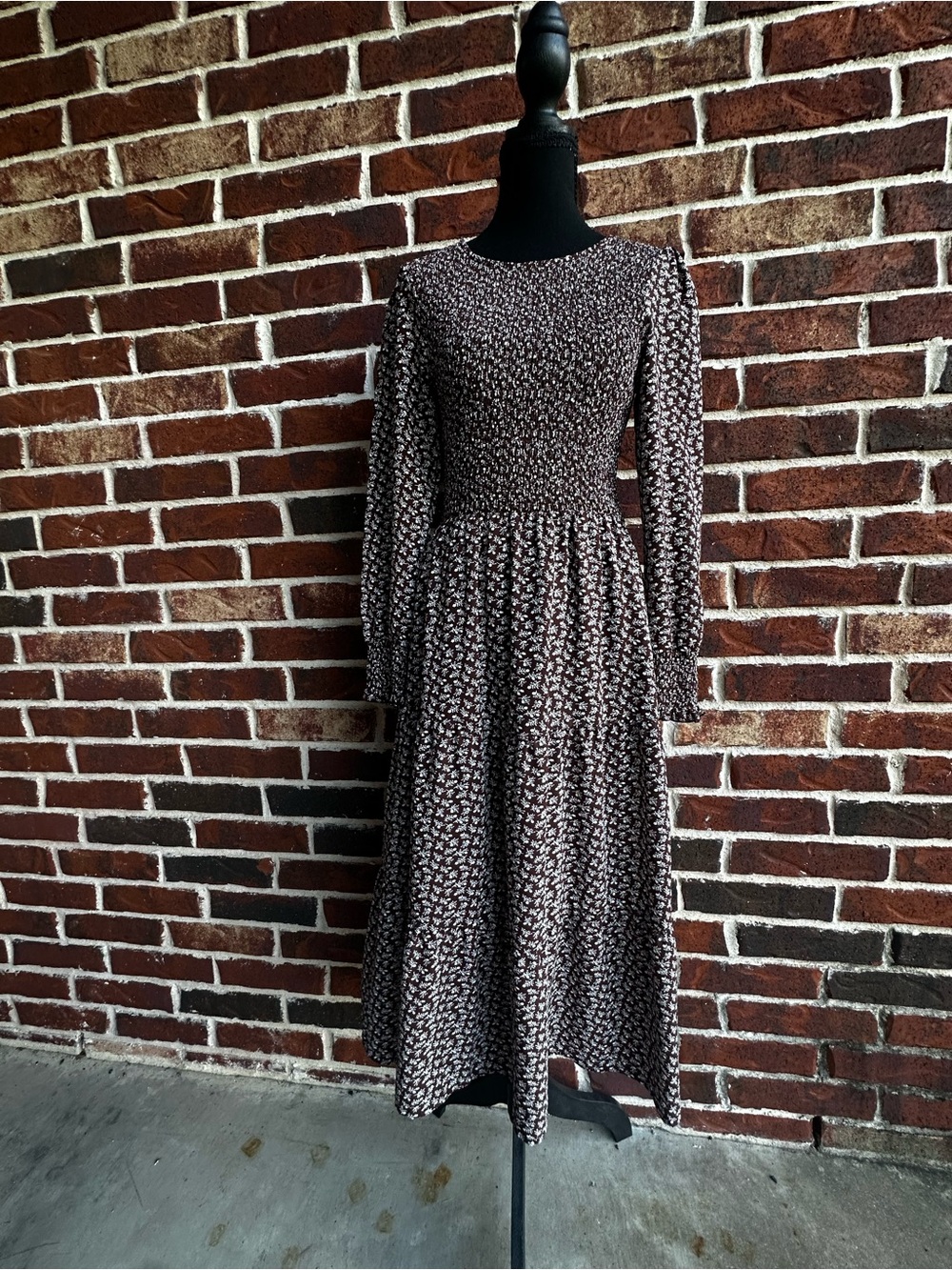 Long Sleeve Floral Midi Dress in Black and Cream